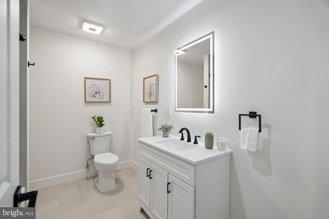 609 E LOCUST AVE, Philadelphia, PA 19144