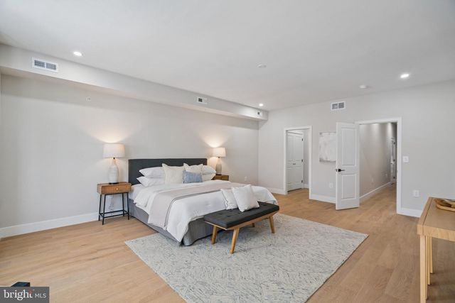 609 E LOCUST AVE, Philadelphia, PA 19144