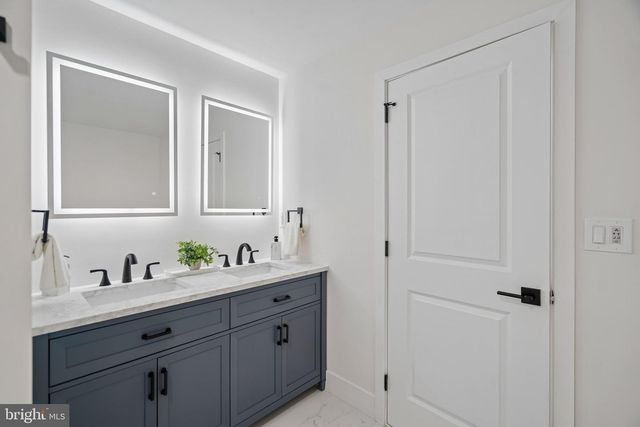 609 E LOCUST AVE, Philadelphia, PA 19144