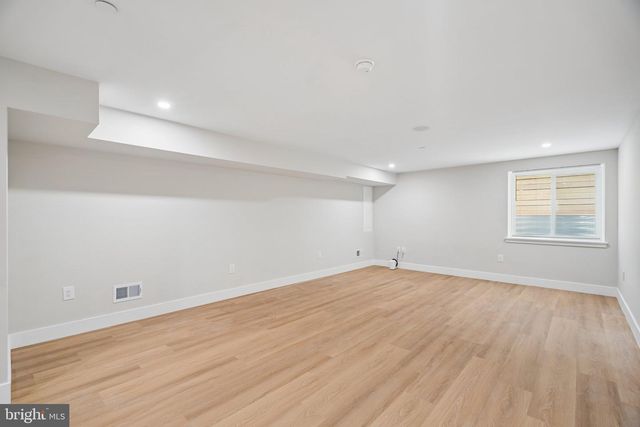 609 E LOCUST AVE, Philadelphia, PA 19144