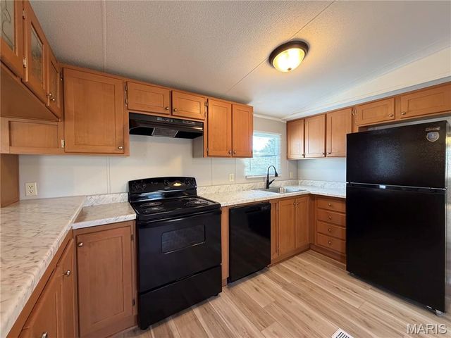 4057 Crest Drive, House Springs, MO 63051