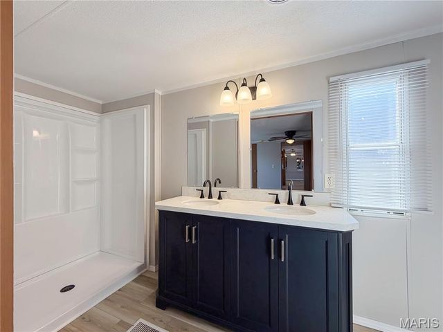 4057 Crest Drive, House Springs, MO 63051