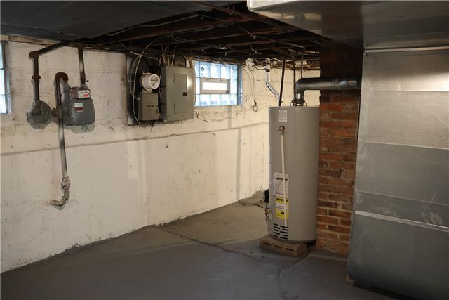 37 Helen Drive, Penfield, NY 14580