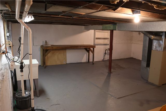 37 Helen Drive, Penfield, NY 14580