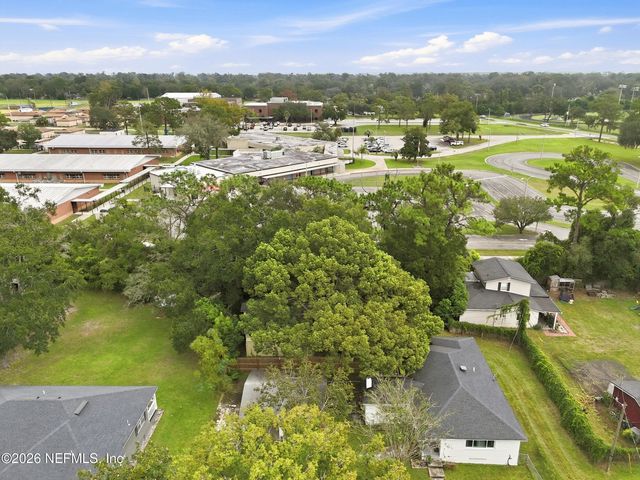 113 SUZANNE Avenue D, Orange Park, FL 32073