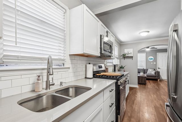 2419 35th Street, Des Moines, IA 50310