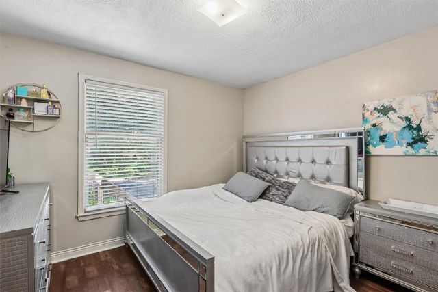 2419 35th Street, Des Moines, IA 50310