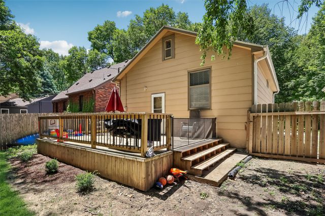 2419 35th Street, Des Moines, IA 50310