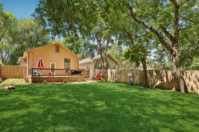 2419 35th Street, Des Moines, IA 50310