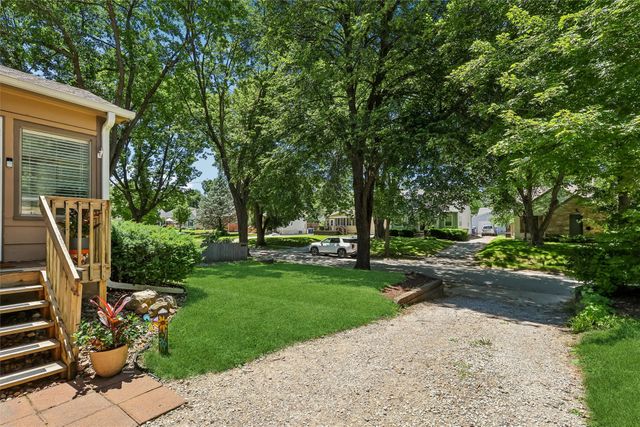 2419 35th Street, Des Moines, IA 50310
