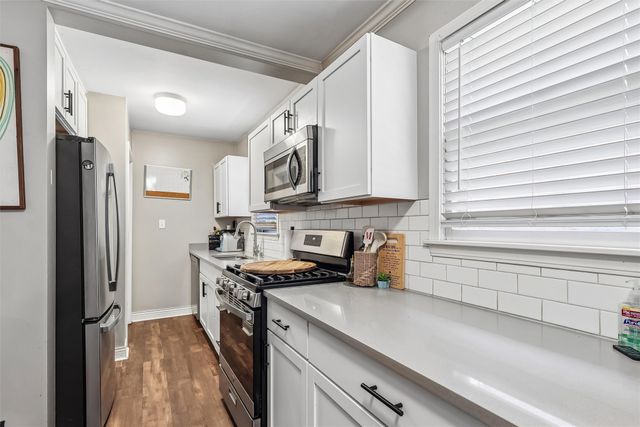 2419 35th Street, Des Moines, IA 50310