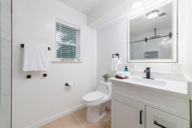 11411 Ash Creek Drive, Houston, TX 77043