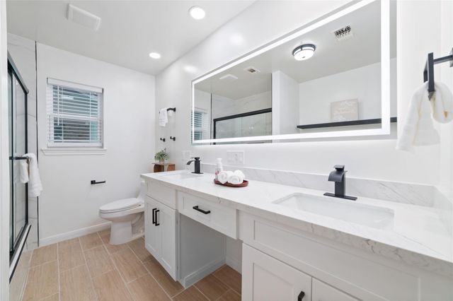 11411 Ash Creek Drive, Houston, TX 77043