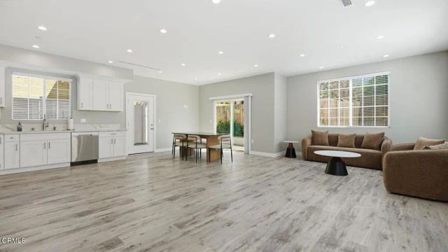 10840 Mount Gleason Avenue, Los Angeles, CA 91042