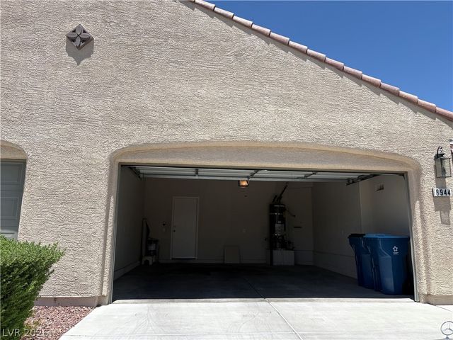 8944 Briar Bay Drive, Las Vegas, NV 89131