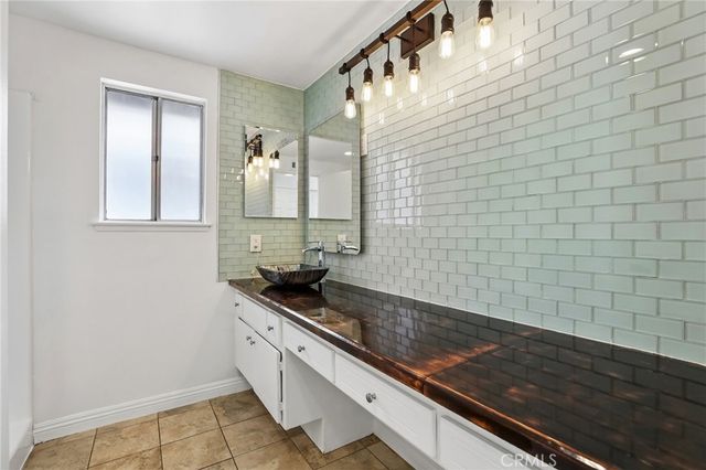 1760 N Glenview, Anaheim, CA 92807