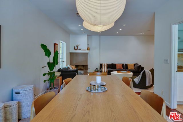 1902 Granville Avenue, Los Angeles, CA 90025