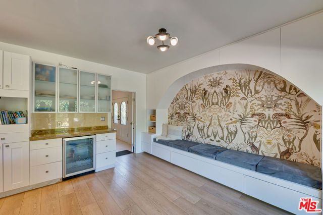 1902 Granville Avenue, Los Angeles, CA 90025