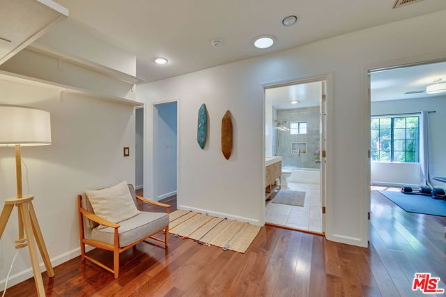 1902 Granville Avenue, Los Angeles, CA 90025