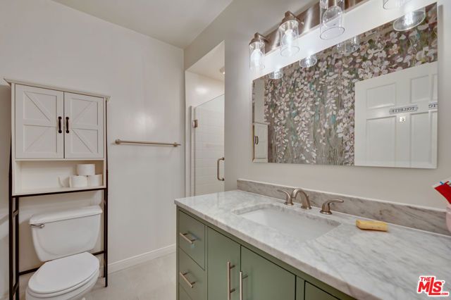 1902 Granville Avenue, Los Angeles, CA 90025