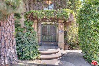 1902 Granville Avenue, Los Angeles, CA 90025
