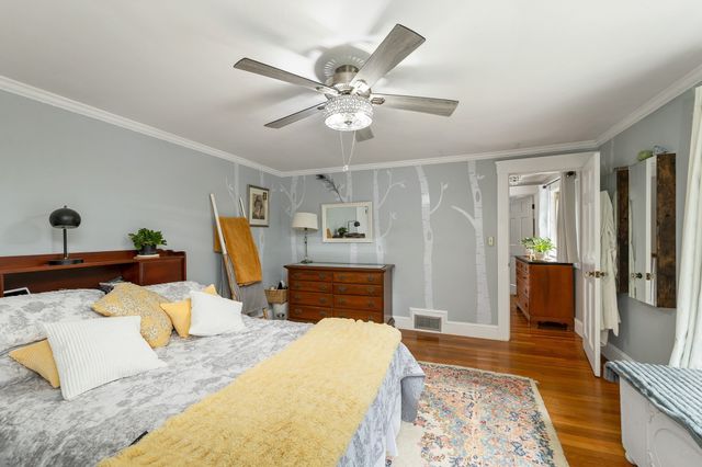 5 Grant St, Chelmsford, MA 01863