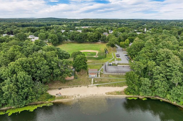 5 Grant St, Chelmsford, MA 01863