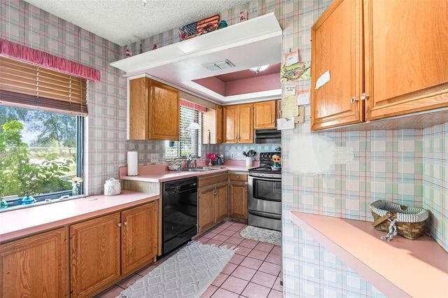 940 FENTON LANE 7, Lakeland, FL 33809
