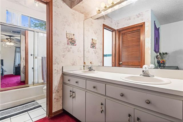 940 FENTON LANE 7, Lakeland, FL 33809