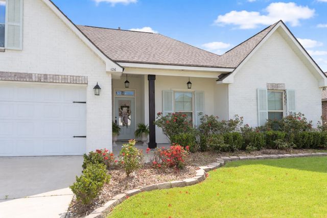 126 Kings Wood Avenue, Thibodaux, LA 70301