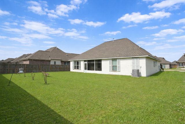 126 Kings Wood Avenue, Thibodaux, LA 70301