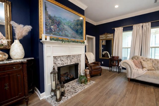 126 Kings Wood Avenue, Thibodaux, LA 70301