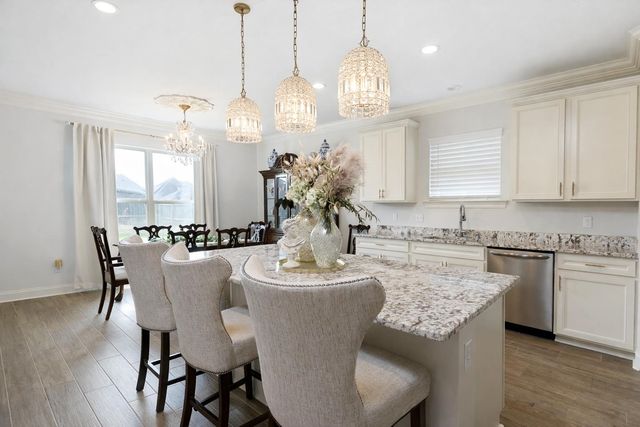 126 Kings Wood Avenue, Thibodaux, LA 70301