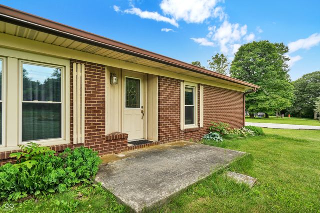 6417 W County Road 250 S, Danville, IN 46122