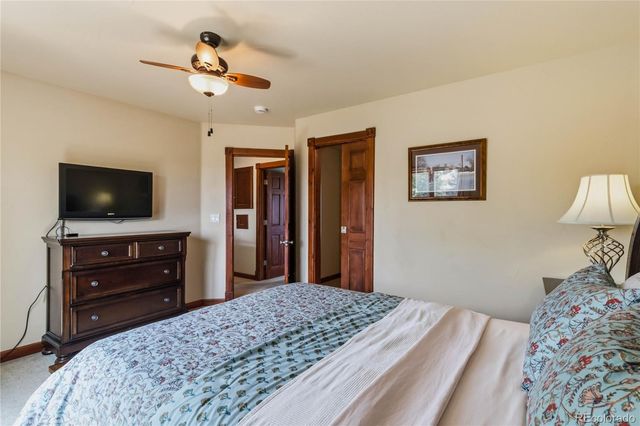 8124 S Ireland Way, Aurora, CO 80016