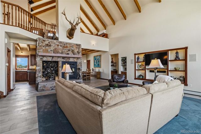 8124 S Ireland Way, Aurora, CO 80016