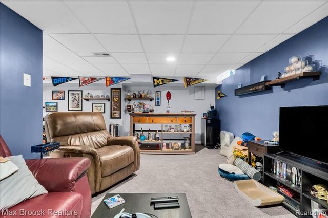 36467 Park Place Drive 64, Sterling Heights, MI 48310