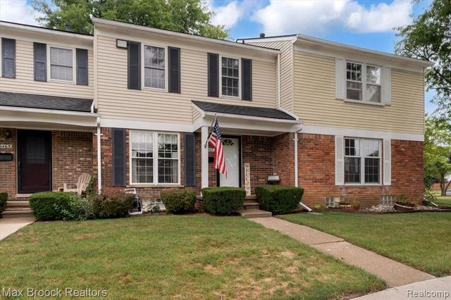 36467 Park Place Drive 64, Sterling Heights, MI 48310