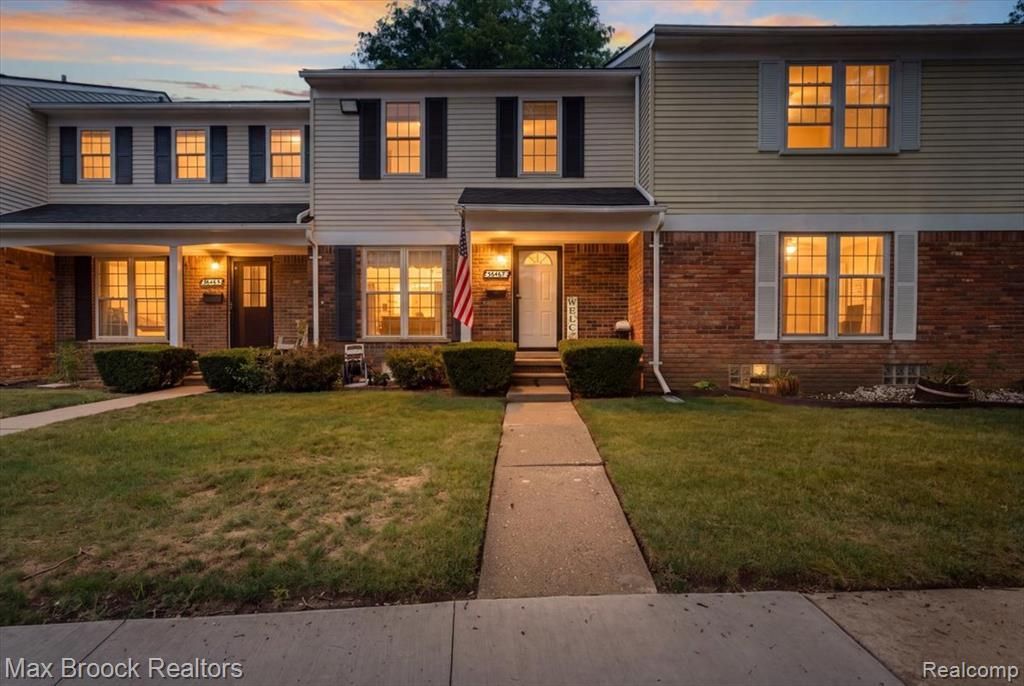 36467 Park Place Drive 64, Sterling Heights, MI 48310