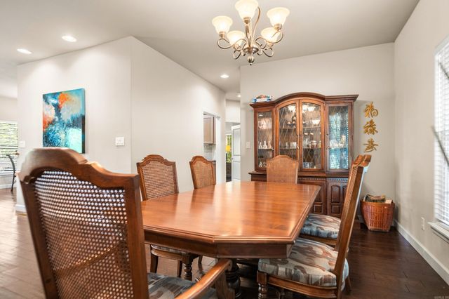 415 Kirschwood Dr, Hot Springs, AR 71913