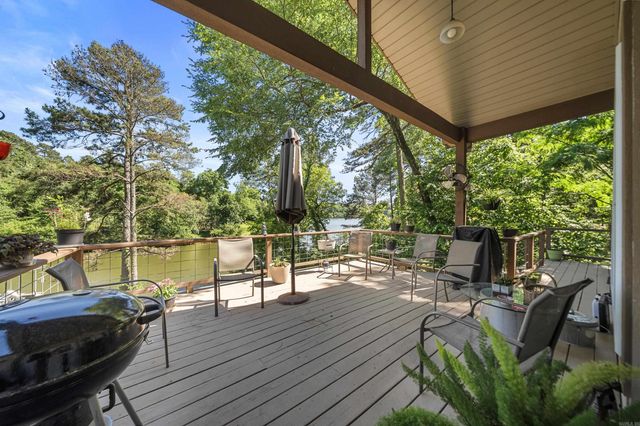 415 Kirschwood Dr, Hot Springs, AR 71913