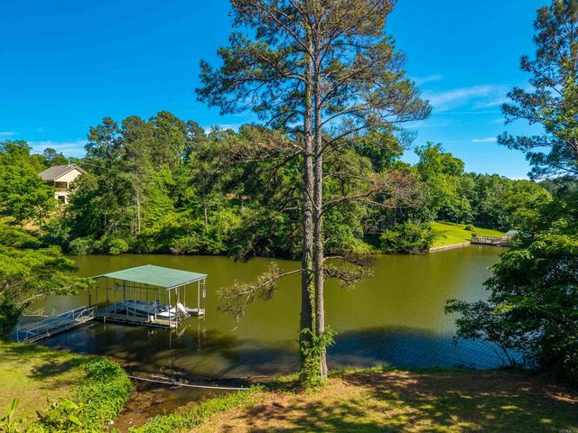 415 Kirschwood Dr, Hot Springs, AR 71913