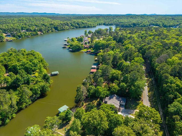415 Kirschwood Dr, Hot Springs, AR 71913