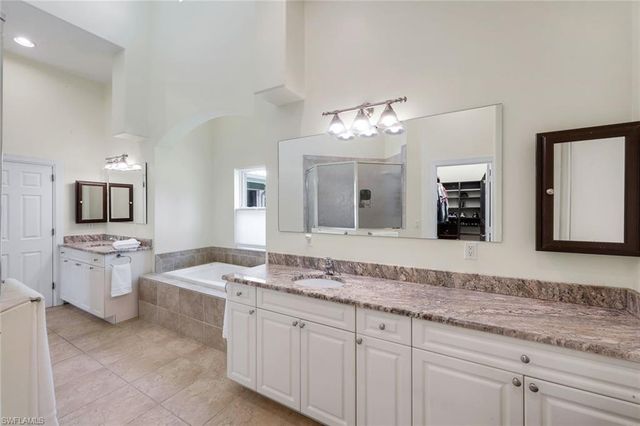 2661 Golden Gate BLVD W, Naples, FL 34120