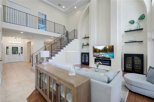 2661 Golden Gate BLVD W, Naples, FL 34120