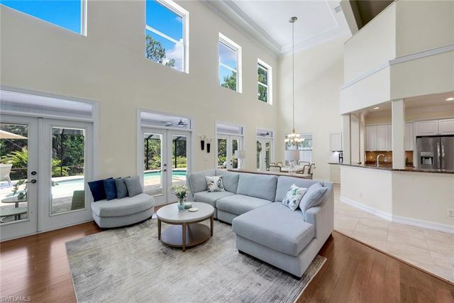 2661 Golden Gate BLVD W, Naples, FL 34120