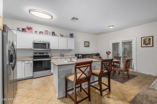 2212 W CONGRESS Avenue, Coolidge, AZ 85128