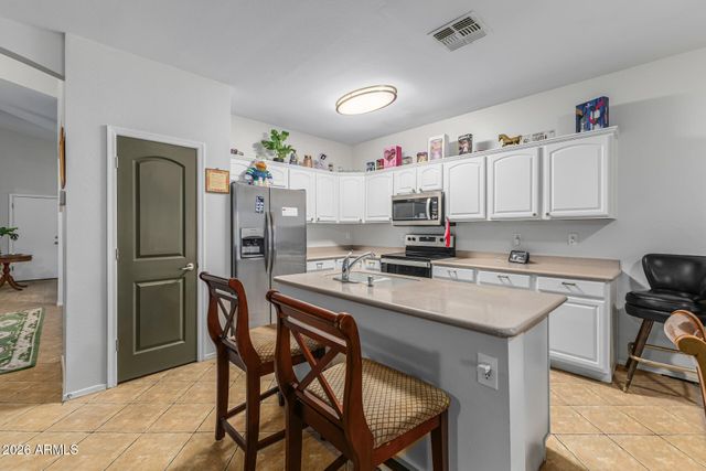 2212 W CONGRESS Avenue, Coolidge, AZ 85128