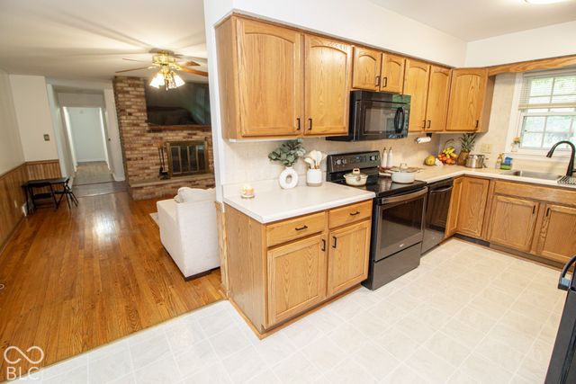 8647 Driftwood Drive, Indianapolis, IN 46240