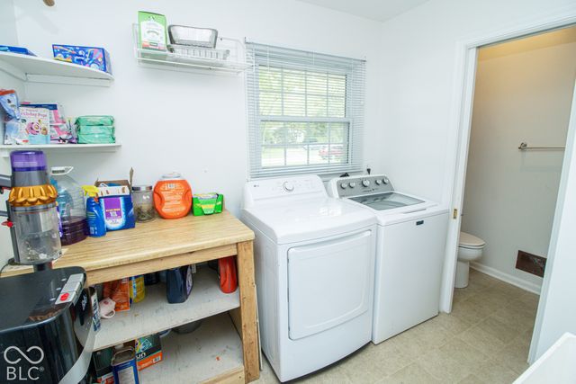 8647 Driftwood Drive, Indianapolis, IN 46240